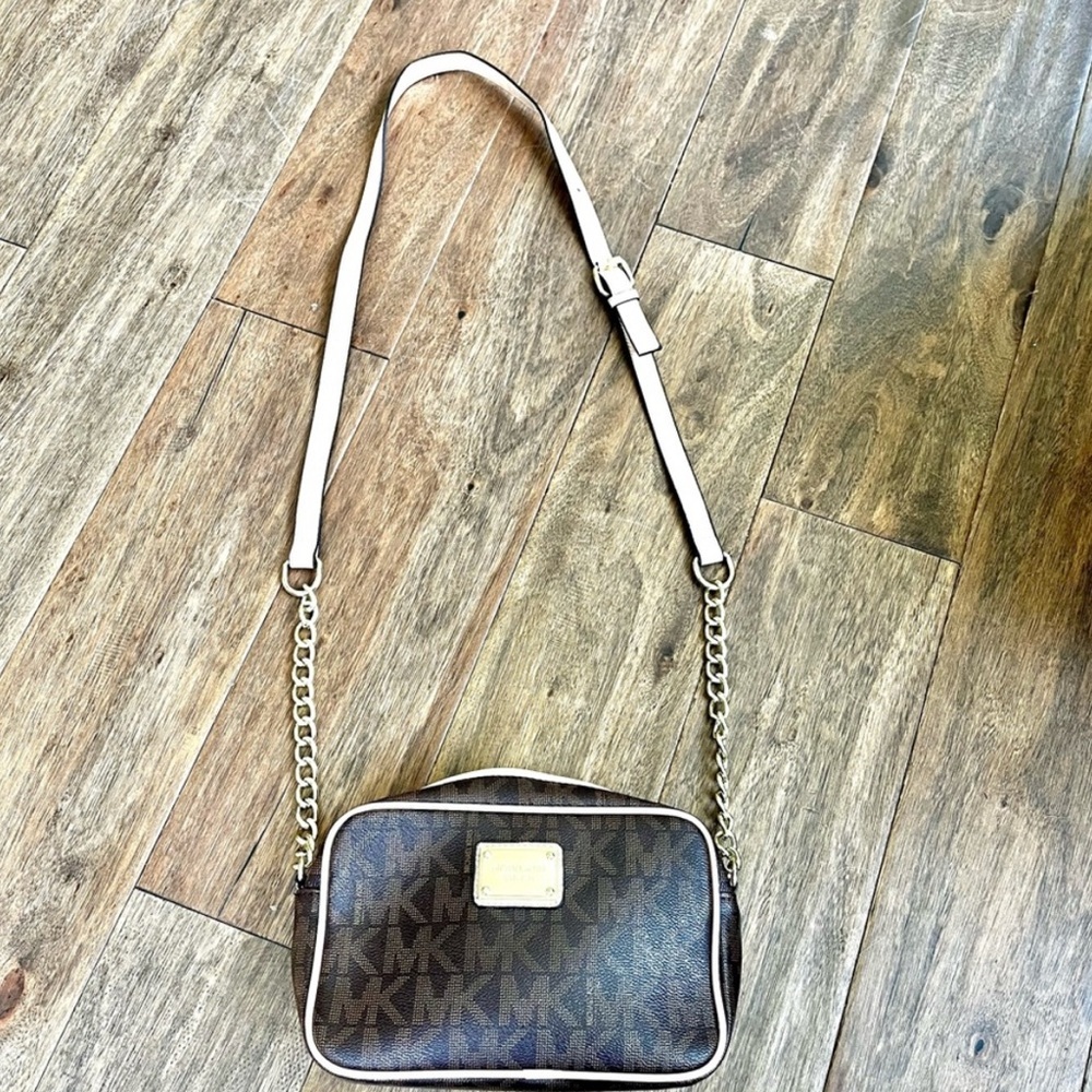 Michael Kors Monogram Shoulder Bag - Picture 3 of 9